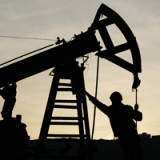 Ölpreis fällt auf Jahrestief