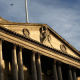 Bank of England hält vor Wahlen still