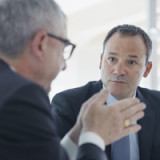 Bank versus Unabhängige