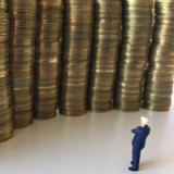 Schweizer Unternehmen schwimmen im Geld