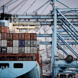 Moeller-Maersk schreibt überraschend rote Zahlen