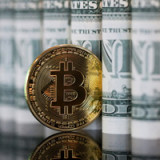 Bitcoin springt über 7000-$-Marke
