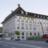 Swiss Re muss Aktienentscheid fällen