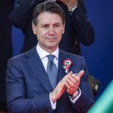 Italiens Regierungschef verspricht radikale Änderungen