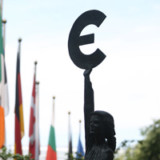 Das Fundament des Euros bleibt wacklig
