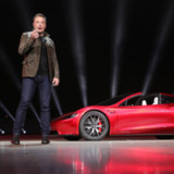 Tesla-Chef sieht Unterstützung für Rückzug von der Börse