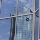 Deutsche Bank schafft kleinen Gewinn