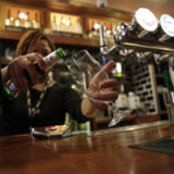 Britische Wirtschaft wächst im Sommer kräftig