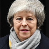 Theresa May gewinnt Machtkampf