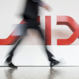 SMI rettet sich vor Auffahrt noch ins Plus