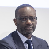 Wieder prall gefüllte Lohntüten für Schweizer CEO