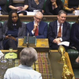 May verliert Kontrolle über Brexit-Prozess