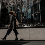 Bankenfusionen: Lieber reden als handeln