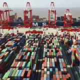 Chinas Exportwachstum zieht unerwartet an