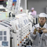 Chinas Industrieproduktion legt zu