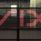 SMI schliesst knapp unter 10'100