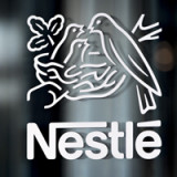Nestlé investiert in Tierfutter