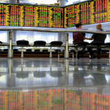 Covid-19 zieht asiatische Aktien tiefer in den Keller