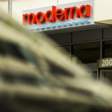 Wie Manager fette Gewinne mit Corona-Impfstoffen machen