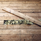 Die Inflation lauert unter den Geldbergen