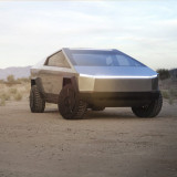 Tesla verursacht ein Hupkonzert