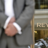 Intesa Sanpaolo übernimmt 69% der Reyl Bank