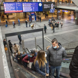 Konsumaktien schwanken zwischen Krise und Hoffnung
