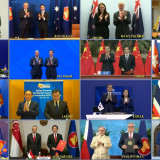 Asien schafft den weltweit grössten Handelsblock