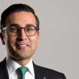 UBS: Naratil geht, Khan leitet allein