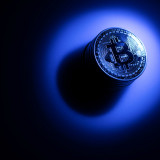 Bitcoin fällt nach Rekordjagd deutlich zurück