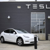 Tesla mit Rekord-Quartalsgewinn