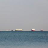 Suez-Stau könnte Wochen anhalten