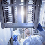 Ein Rohstoffhändler will ins Batteriegeschäft