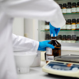 Basilea schliesst Vertriebsvereinbarung für Antibiotikum