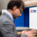 KKR erwägt Übernahme von Telecom Italia