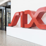 SIX leidet unter Beteiligung