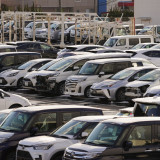 Japans Industrie schrumpft erneut