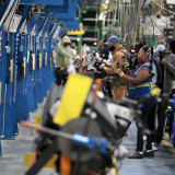 US-Dienstleister verlieren an Tempo
