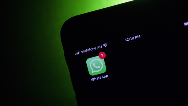 Grossbanken haben Nachrichten, die über Messaging-Dienste wie WhatsApp und private Smartphones vers