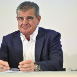 Stadler-Kurs sackt vor Zahlen auf Allzeittief