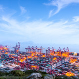 Chinas Exporte wachsen unerwartet deutlich