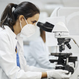 Roche bringt neuen Covid-Test auf den Markt